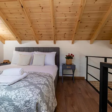 Jonas Port House Corfu (city)