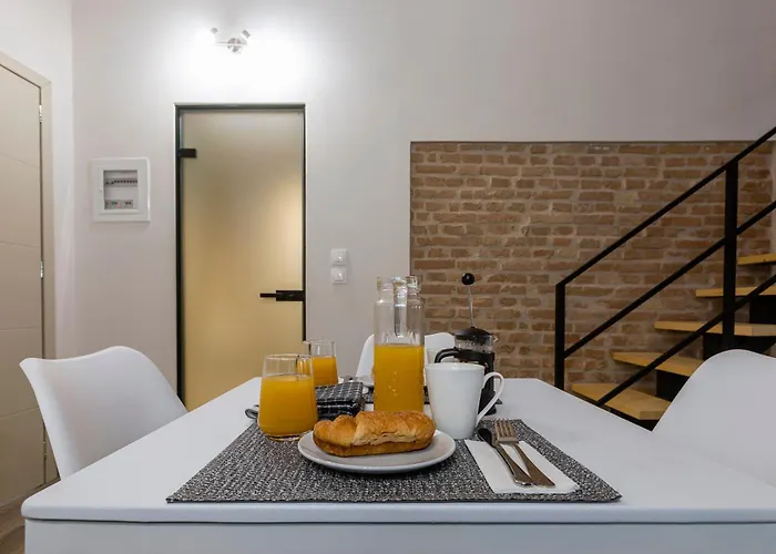 Jonas Port House Апартаменты *