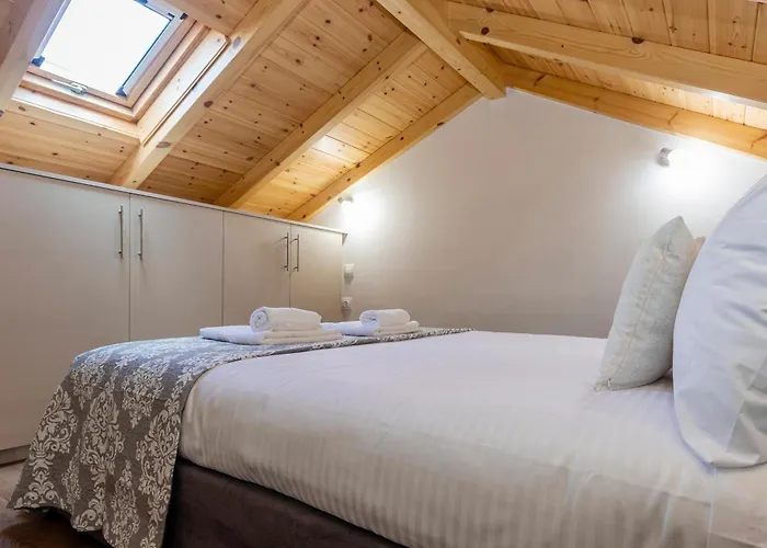 Jonas Port House Апартаменты *